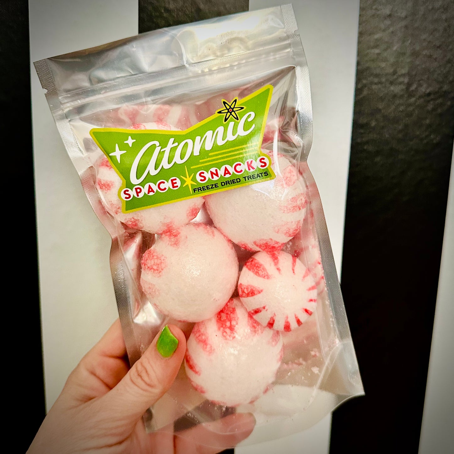 Freeze Dried Peppermint Bombs